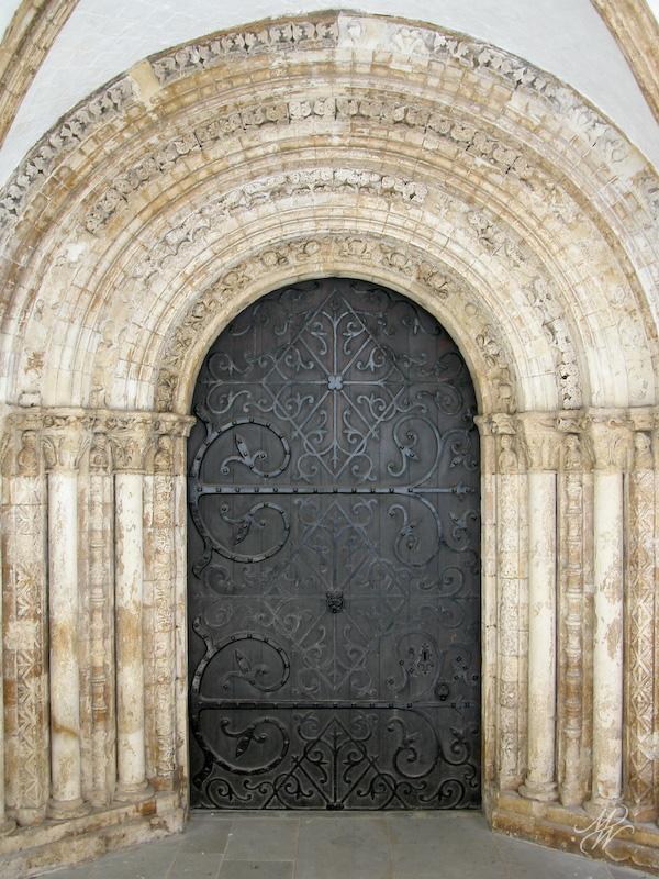 Temple-Church-London-1822.jpg - Temple Chruch, London