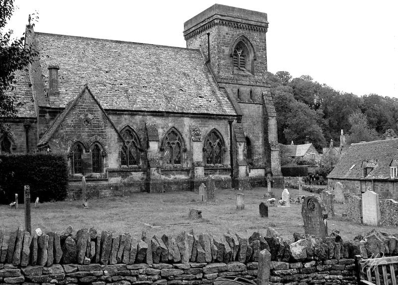 Snowshill-2988.jpg - Churchyard in Snowshill village
